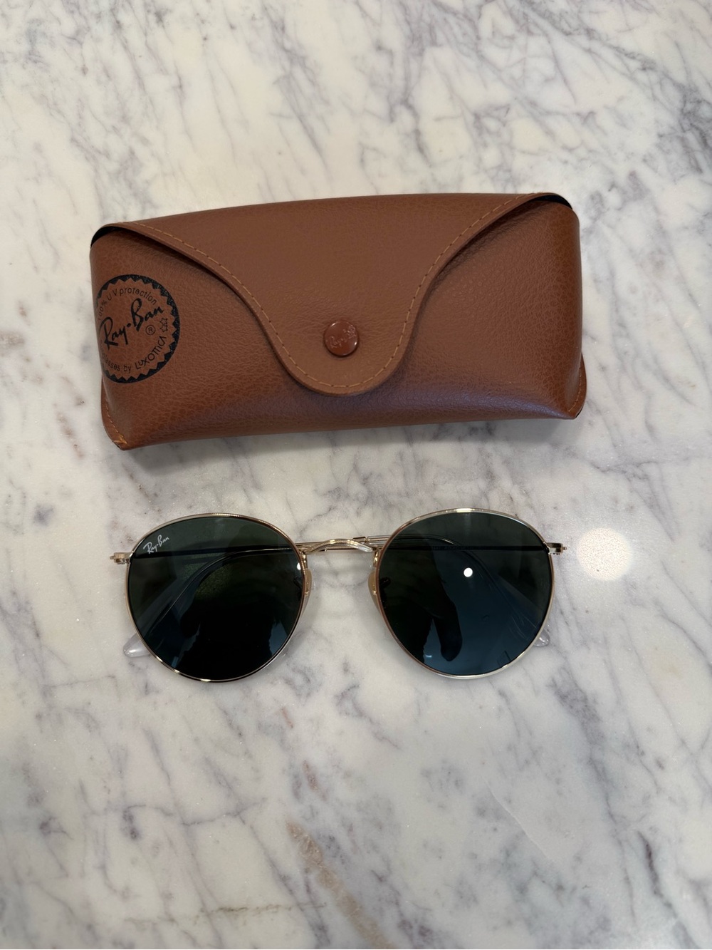 Ray-Ban Gold Frame Sunglasses with Green Lenses and Brown Case